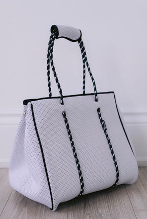 Winter White with Zipper
